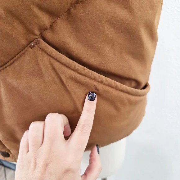 Vintage 70 William Barry Brandon Colorado Down Puffer Vest tan